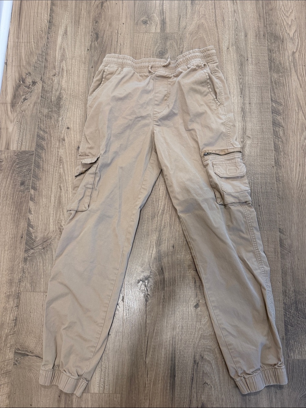 Kids Cargo Jogger Sweatpants in Tan